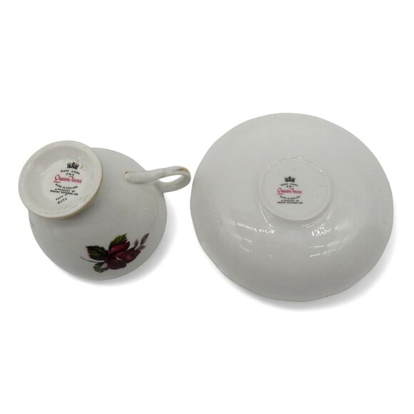 QUEEN ANNE Rose Pattern Tea Cup And Saucer Gold Trim England Vintage - Picture 9 of 10